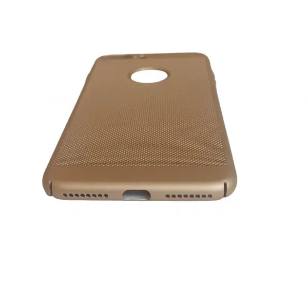 Husa policarbonat perforata pentru iPhone 7 Plus aurie mata