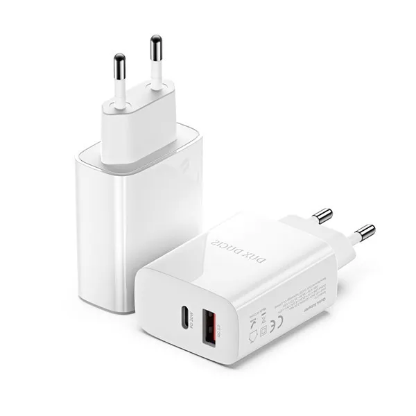 Incarcator retea Dux Ducis C70 - 220V la USB-A si USB Tip C - PD 20W QC 3.0 18W 2A alb